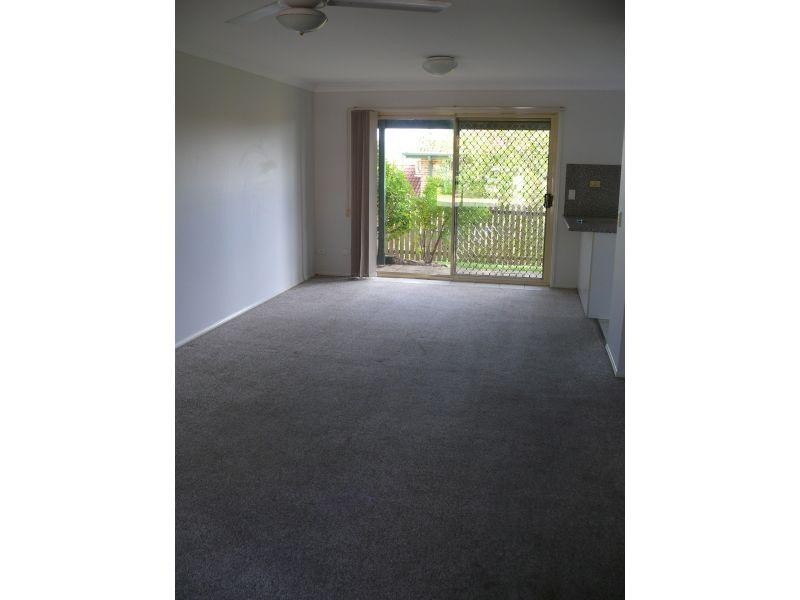 38 Murev Way, Carrara QLD 4211