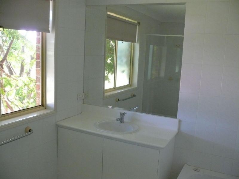 38 Murev Way, Carrara QLD 4211