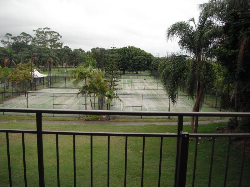 11-13 Fairway Drive, Clear Island Waters QLD 4226