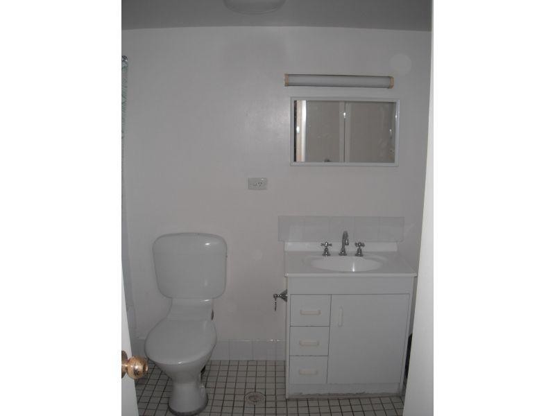 11-13 Fairway Drive, Clear Island Waters QLD 4226