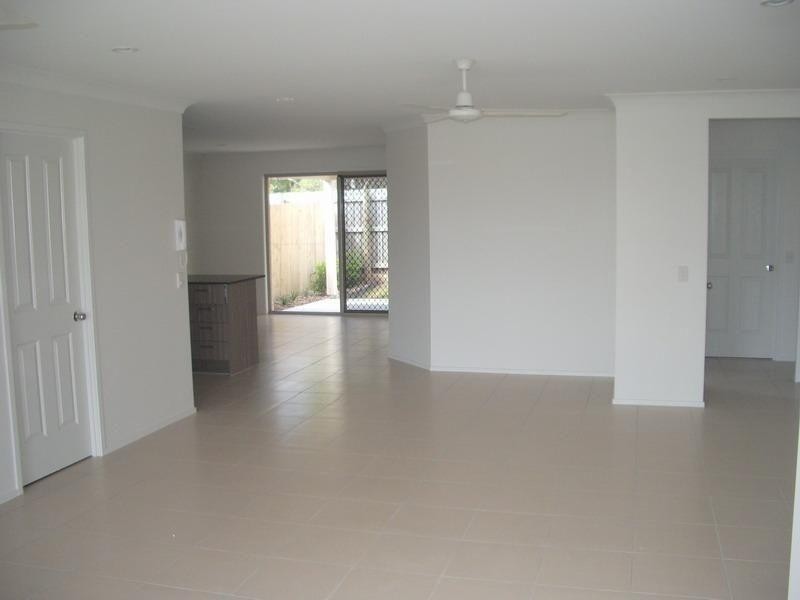 152/230 Pulgul Street, Urangan QLD 4655