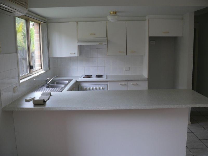 1A Alison Road, Carrara QLD 4211