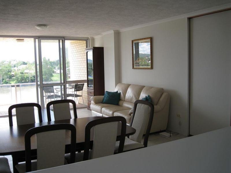 122 Macquarie Street, St Lucia QLD 4067