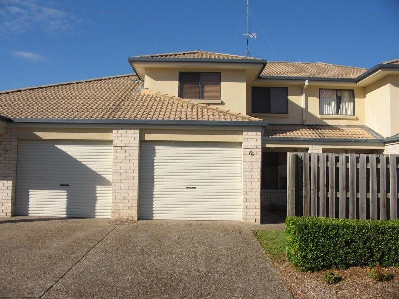 Townhouse 69/2  Falcon Way, Tweed Heads South NSW 2486