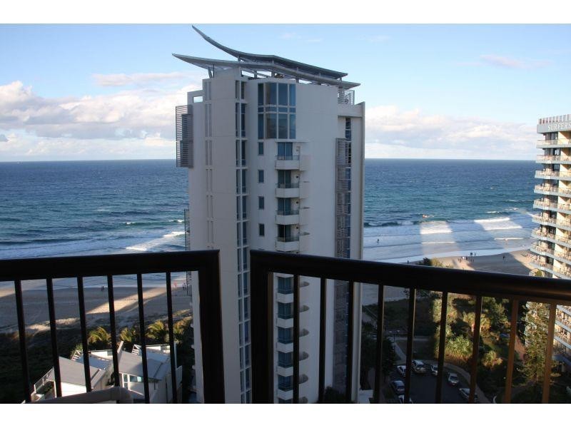 28 Northcliffe Terrace, Surfers Paradise QLD 4217