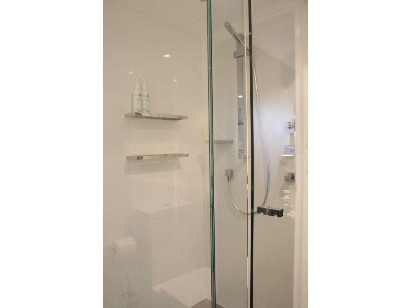 28 Northcliffe Terrace, Surfers Paradise QLD 4217