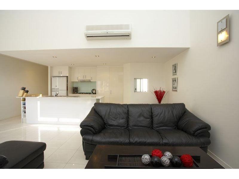 Unit 42/78 Merivale Street, South Brisbane QLD 4101