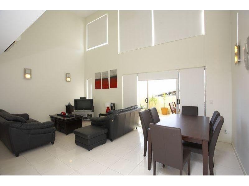 Unit 42/78 Merivale Street, South Brisbane QLD 4101