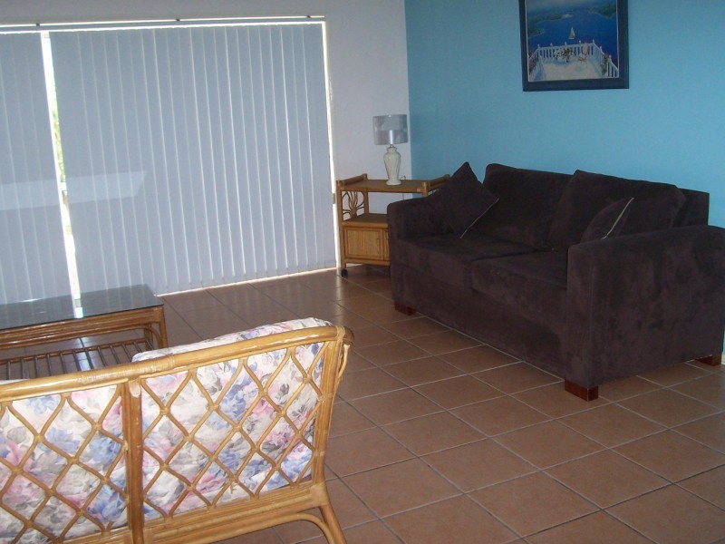 23/24 Pandanus Drive, Cannonvale QLD 4802