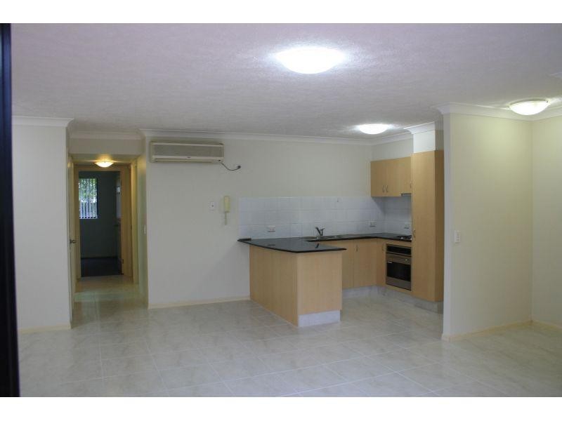 38 Labrador Street, Labrador QLD 4215