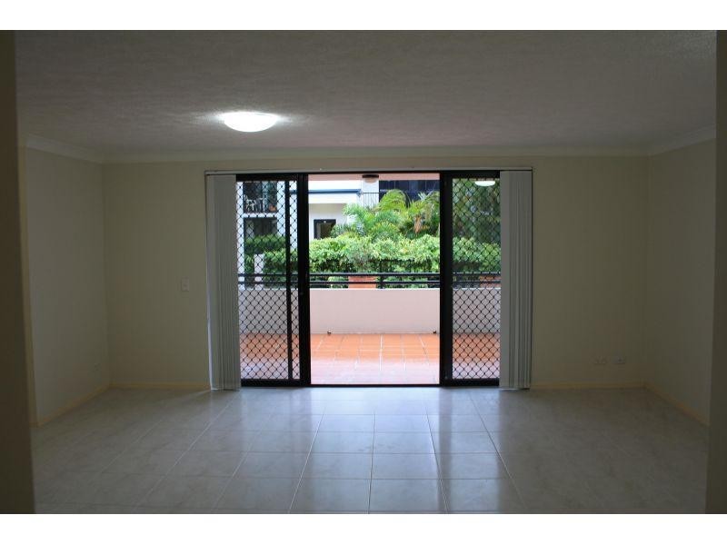 38 Labrador Street, Labrador QLD 4215