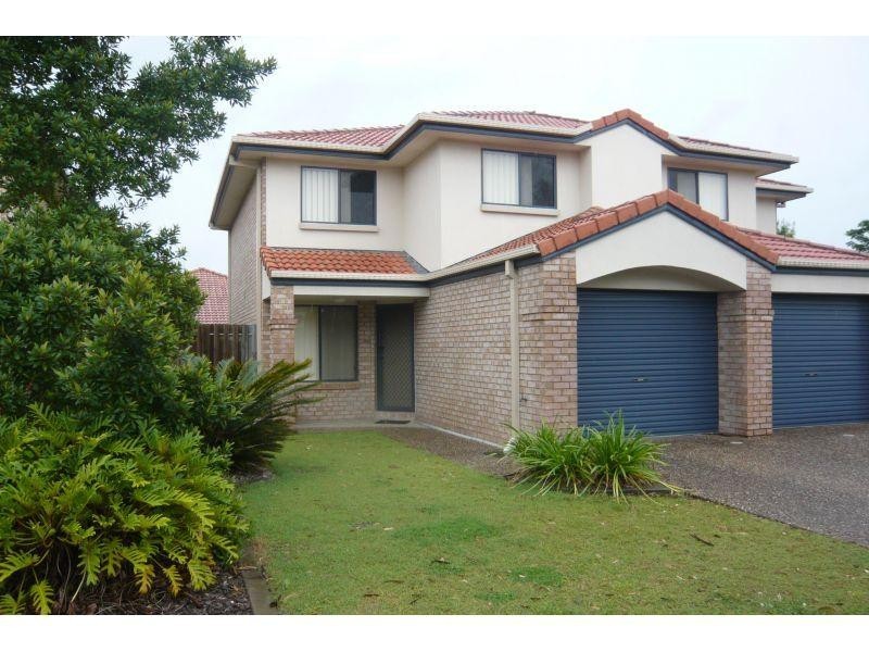 10/2 Bos Drive, Coomera QLD 4209