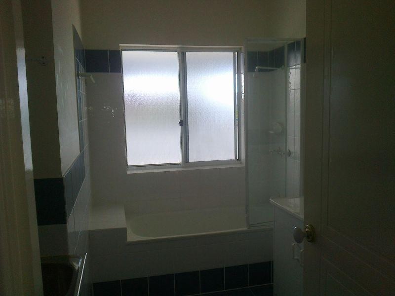 30-36 Burra Street, Chevron Island QLD 4217