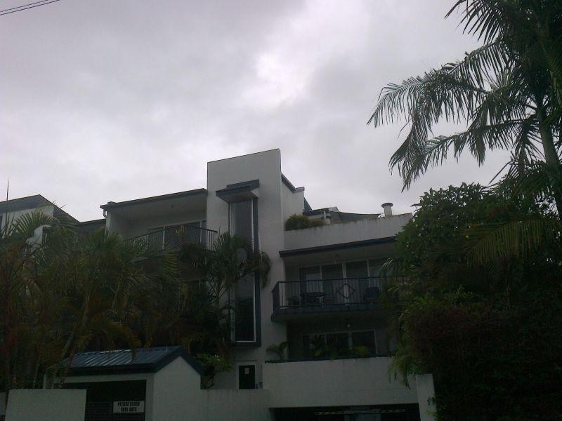 21/30-36 Burra Street, Chevron Island QLD 4217