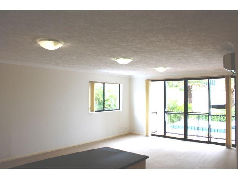 38 Labrador Street, Labrador QLD 4215