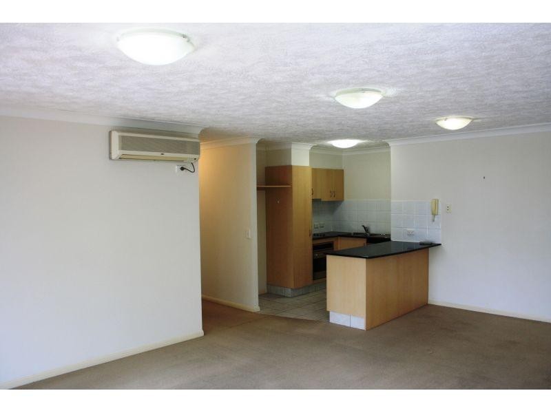 38 Labrador Street, Labrador QLD 4215