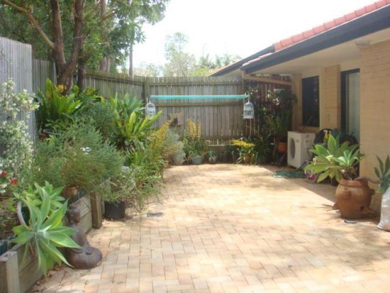 20 Brown Street, Labrador QLD 4215