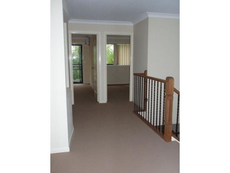 85 Palm Meadows Drive, Carrara QLD 4211