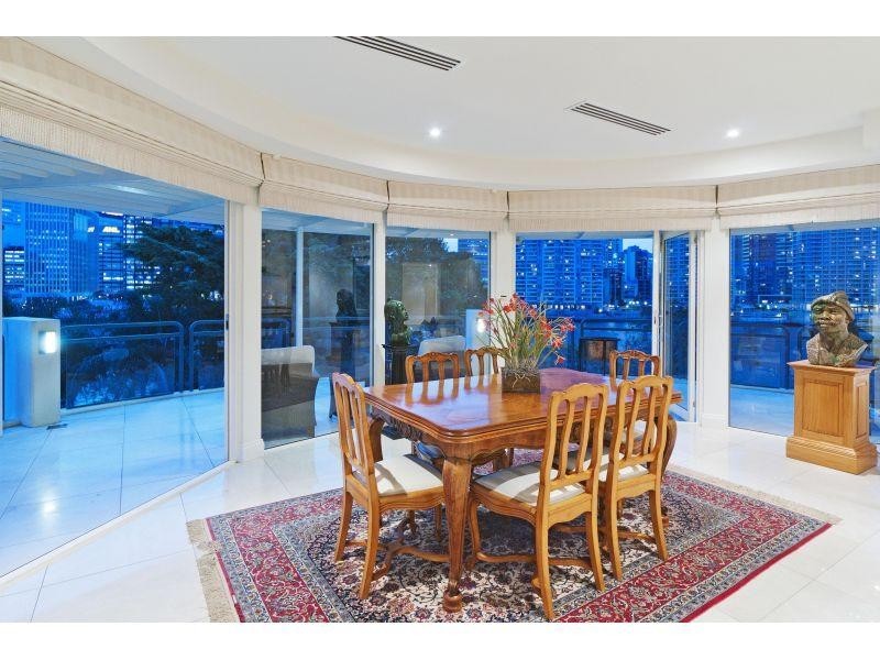 98 Holman Street, Kangaroo Point QLD 4169