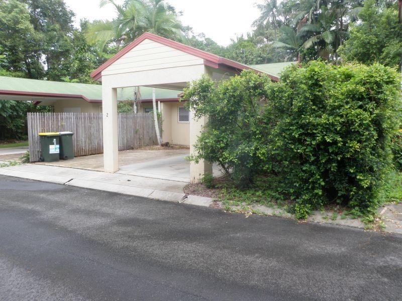2/65  McGregor Street, Mooroobool QLD 4870