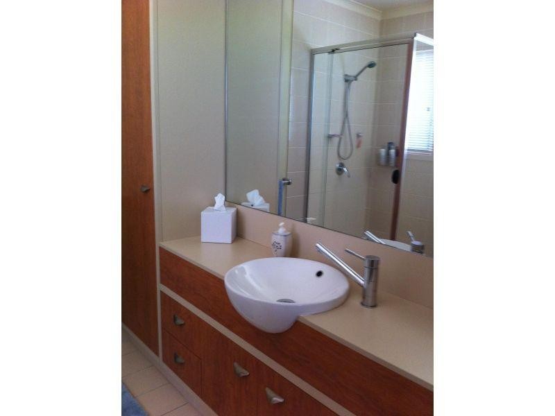 136 Palm Meadows Drive, Carrara QLD 4211