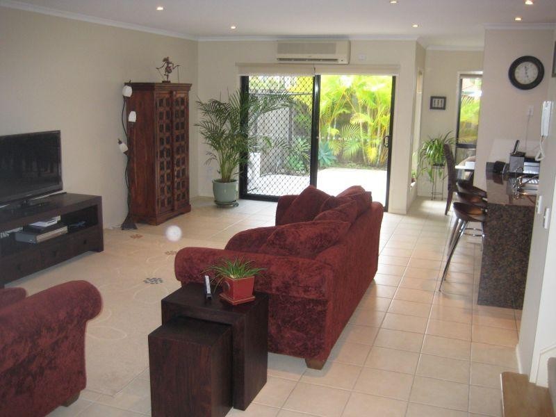 136 Palm Meadows Drive, Carrara QLD 4211