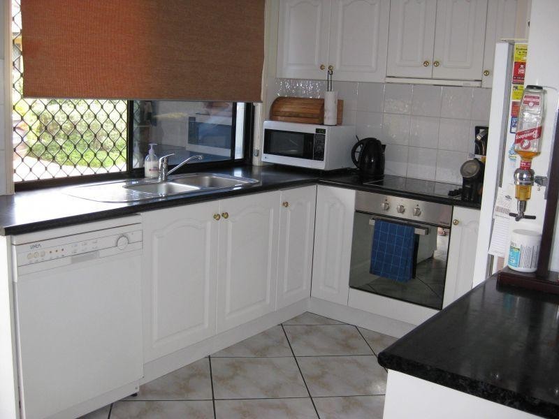 Townhouse 13/28 Keona Road, Mcdowall QLD 4053