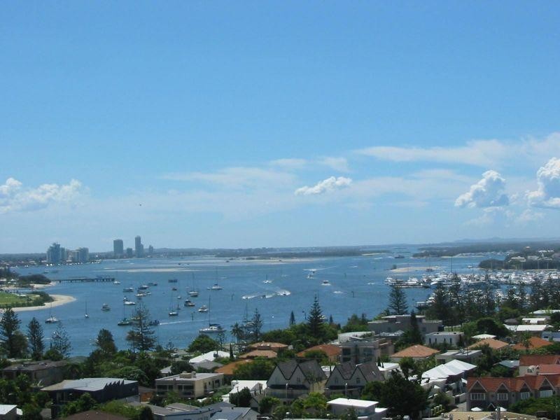 46/3 Tedder Avenue, Main Beach QLD 4217
