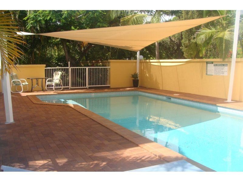 37 Mawarra Street, Chevron Island QLD 4217