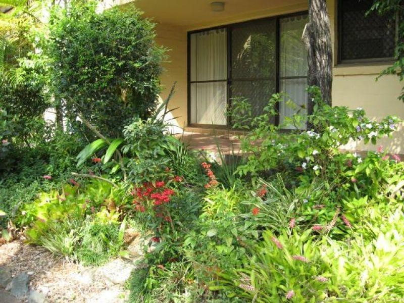 111 Markeri Street, Mermaid Waters QLD 4218