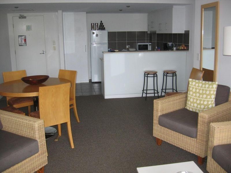 1 Ocean Street, Burleigh Heads QLD 4220