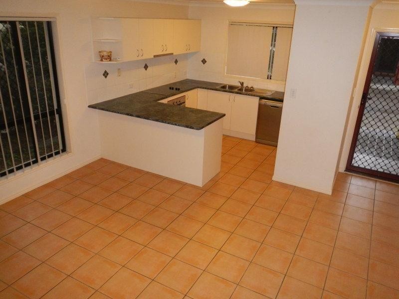 Townhouse 4/72-78 Duffield Rd, Kallangur QLD 4503