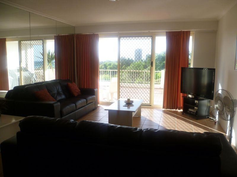 7/42 Duringan Street, Currumbin QLD 4223