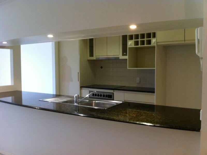 433  Brisbane Road, Arundel QLD 4214
