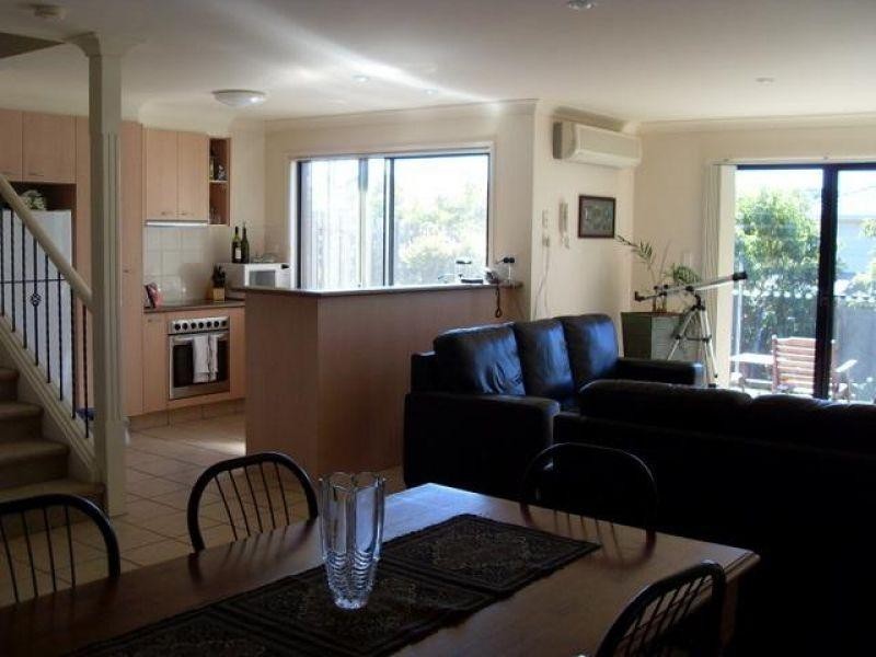 31/2 Tuition Street, Upper Coomera QLD 4209