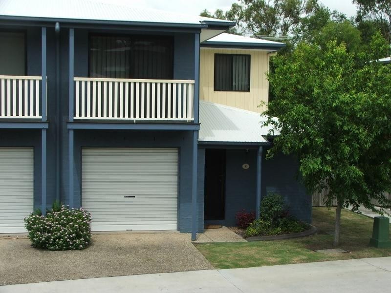 49 Gannon Avenue, Manly QLD 4179