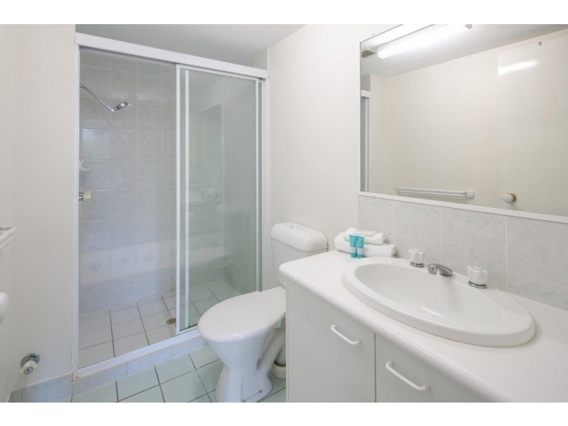 35 Palm Avenue, Surfers Paradise QLD 4217