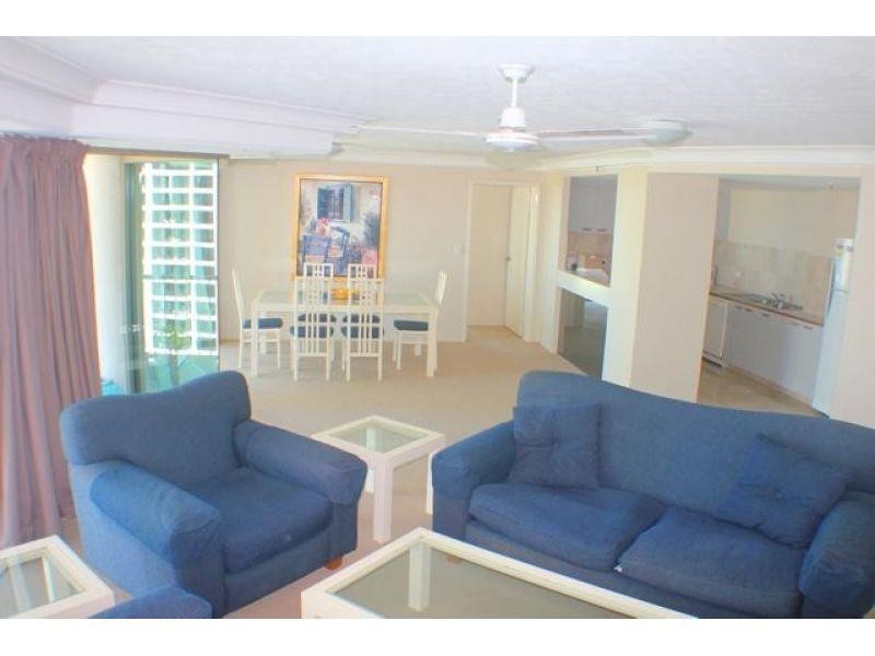 20 Cronin Avenue, Main Beach QLD 4217