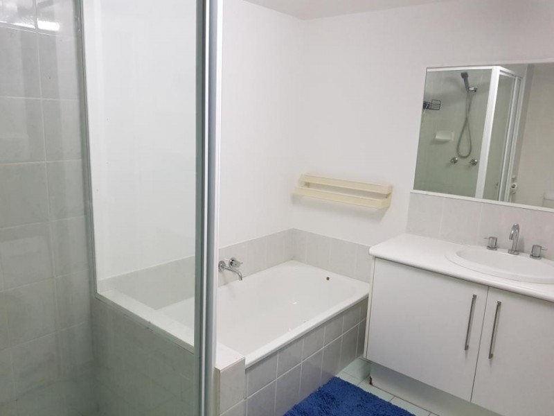 35 Palm Avenue, Surfers Paradise QLD 4217