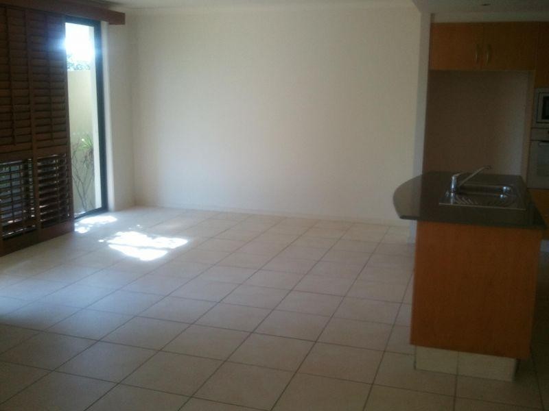 1039/1 The Cove Crescent, Carrara QLD 4211