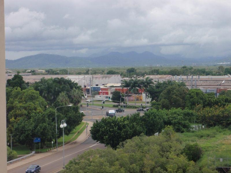 8037 37/8-32 Stanley Street, Townsville City QLD 4810