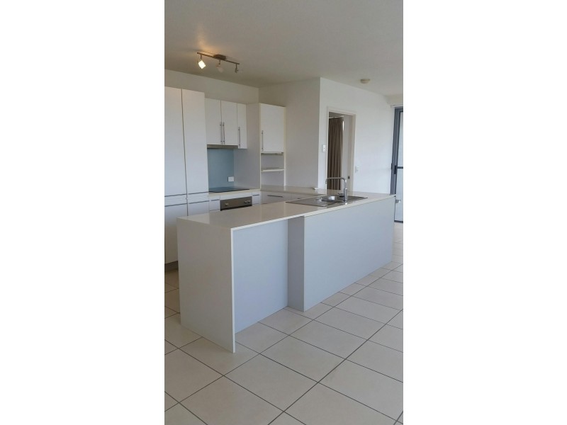 8037 37/8-32 Stanley Street, Townsville City QLD 4810