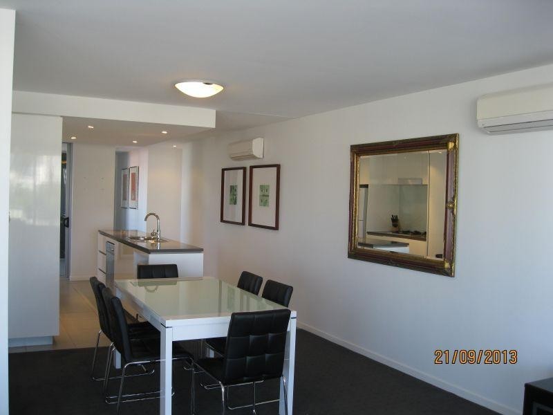 27/15 Walsh Street, Milton QLD 4064