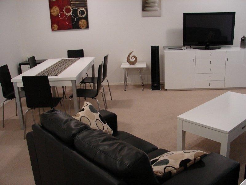 17/6 Fifth Avenue, Burleigh Heads QLD 4220