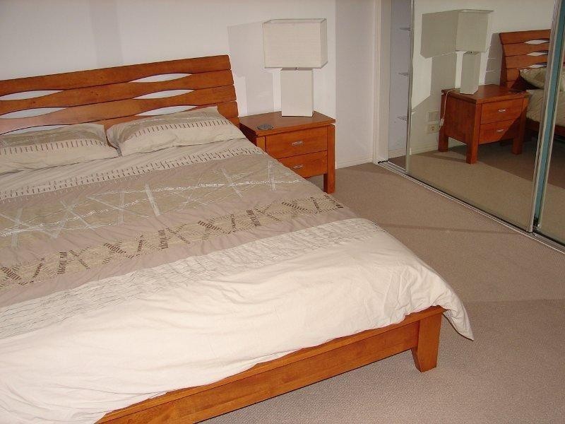 17/6 Fifth Avenue, Burleigh Heads QLD 4220