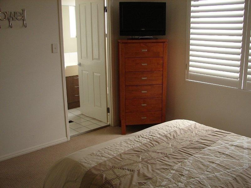 17/6 Fifth Avenue, Burleigh Heads QLD 4220