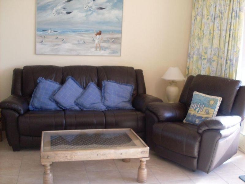 42 Duringan Street, Currumbin QLD 4223