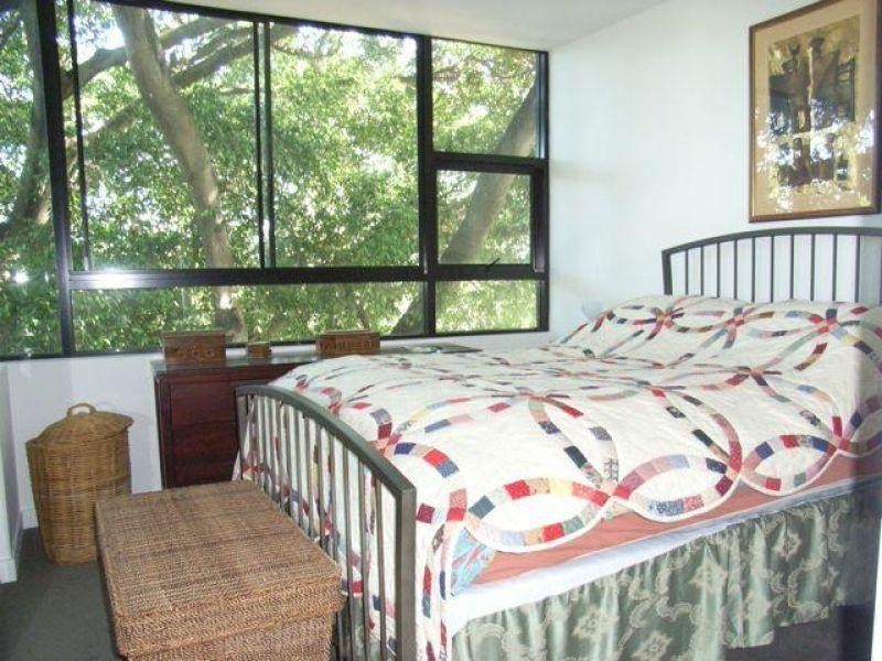 Apt 219/10 Pidgeon Close, West End QLD 4101