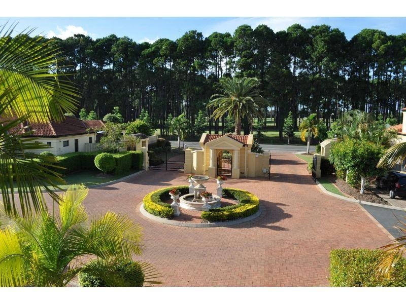 2 2/38 Caseys Road, Hope Island QLD 4212