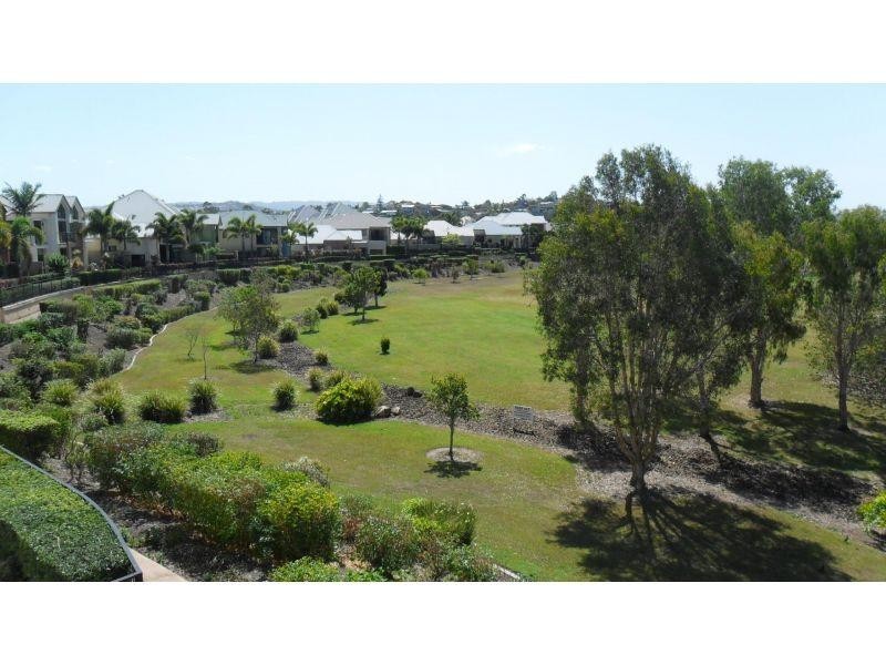 1 The Vistas Drive, Carrara QLD 4211